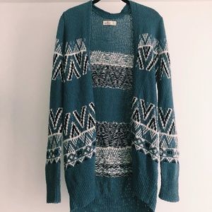 Hollister sweater